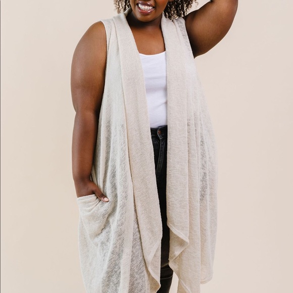 Gauzy Bohemian Cardi Vest in Taupe - Picture 6 of 11